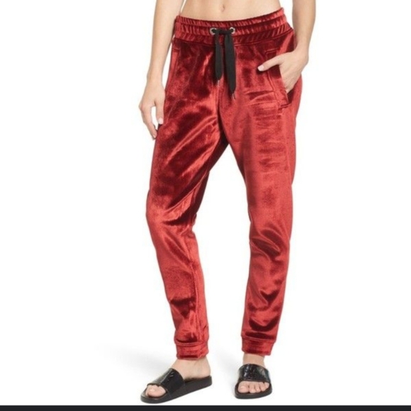 Ivy Park velvet joggers - Picture 3 of 10